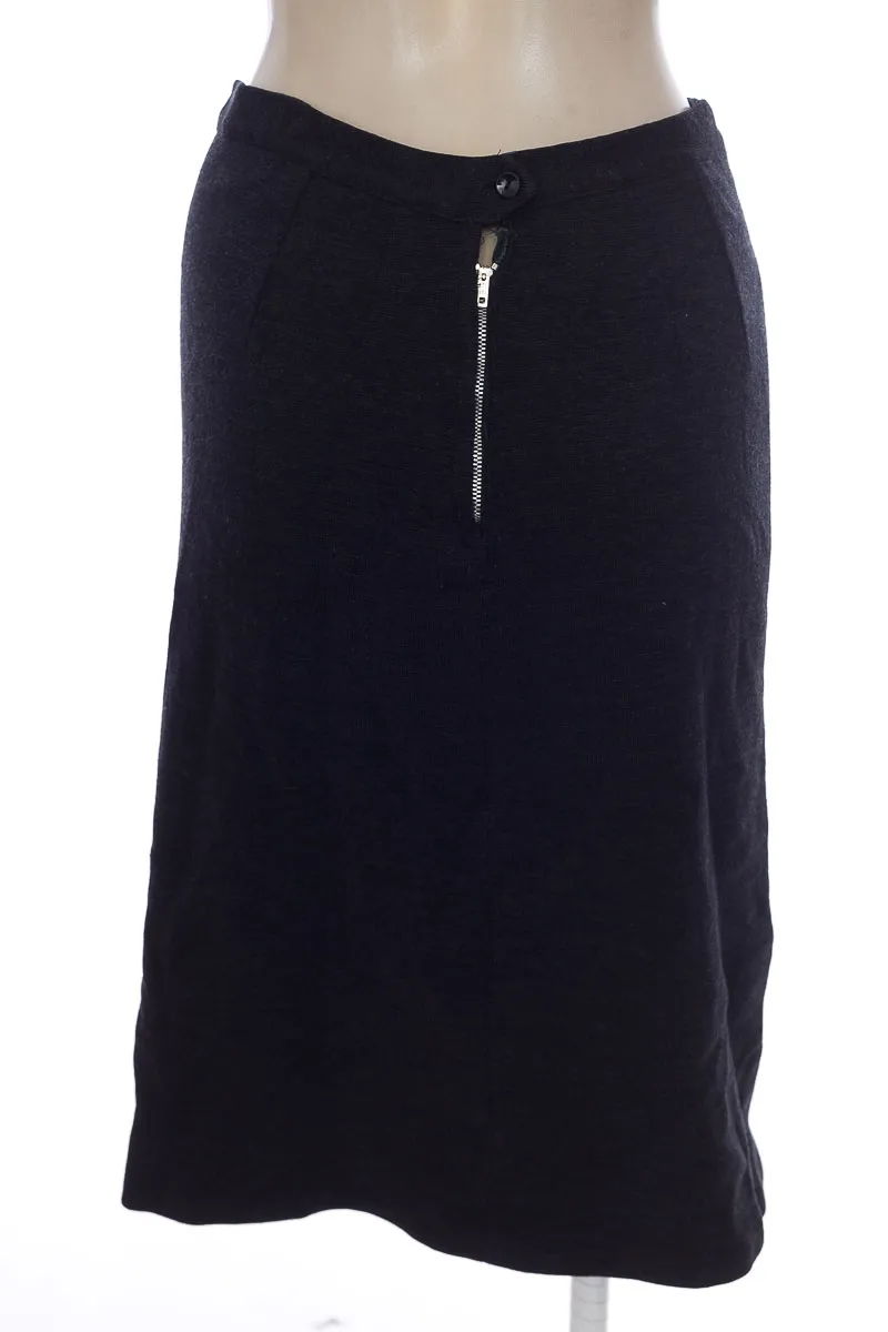 Falda color Negro - Closeando