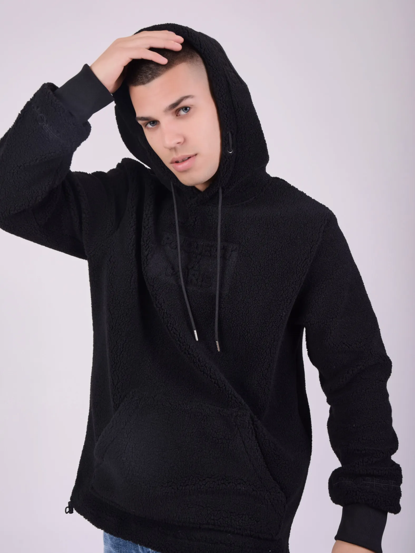Sudadera Pilou con capucha y logotipo en relieve