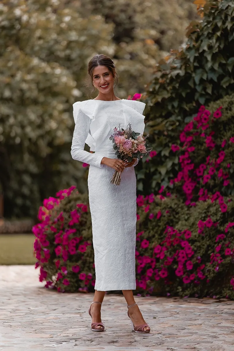 Vestido volantes midi brocado blanco Palmaria manga larga